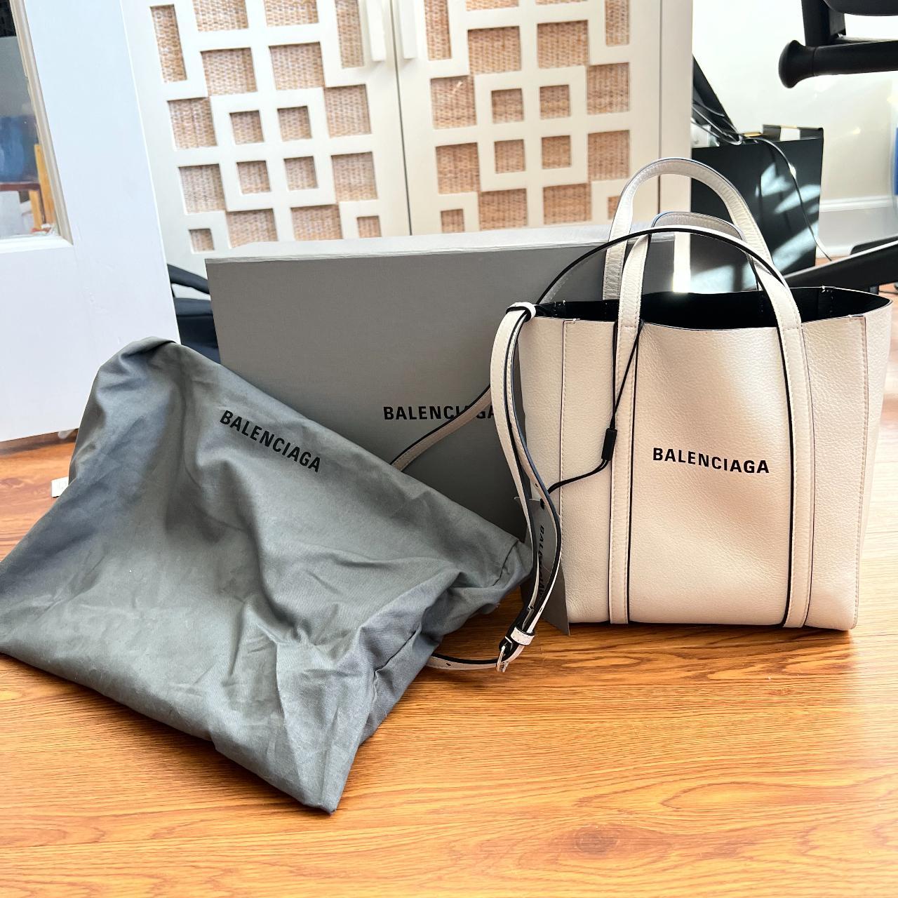 Balenciaga Everyday XXS Tote Bag (Calfskin)