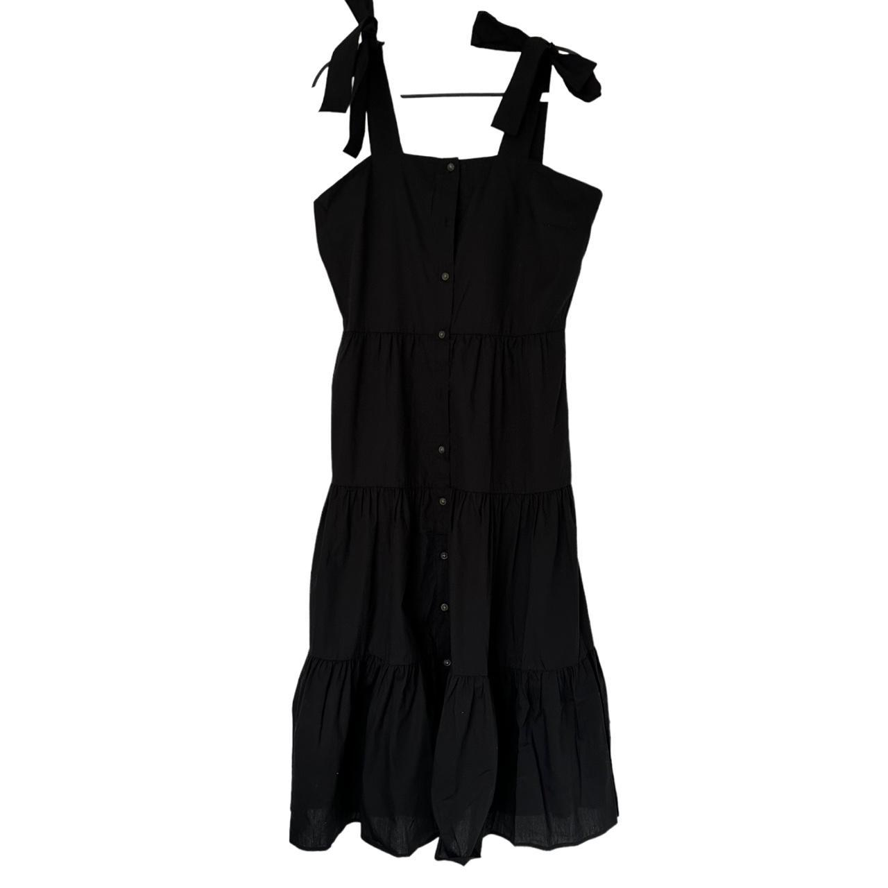 Who What Wear Black Tiered Ruffle Dress Size... - Depop