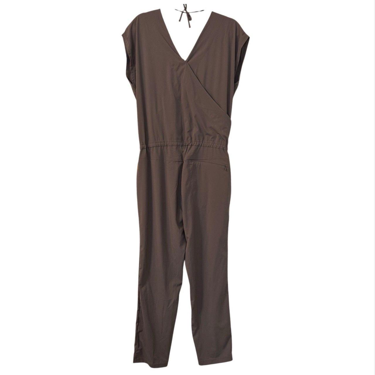 item listed by moonlightracks