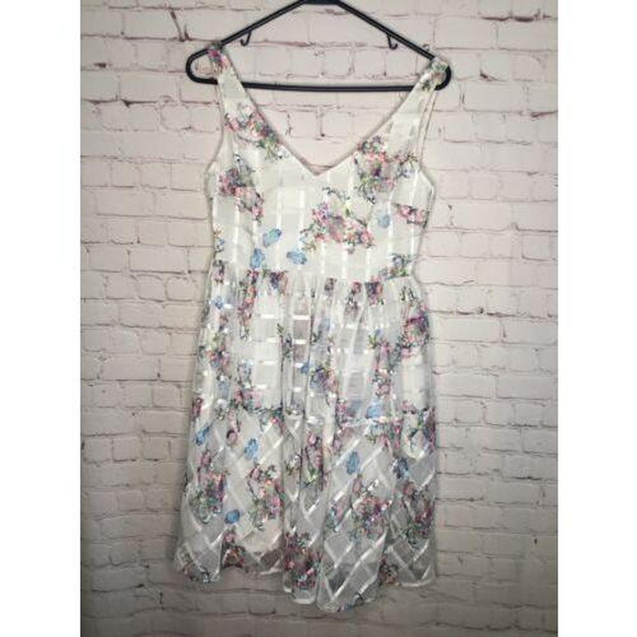 Anthropologie White Dress Size 4 Peony newest Garden Dress Maeve Floral $228