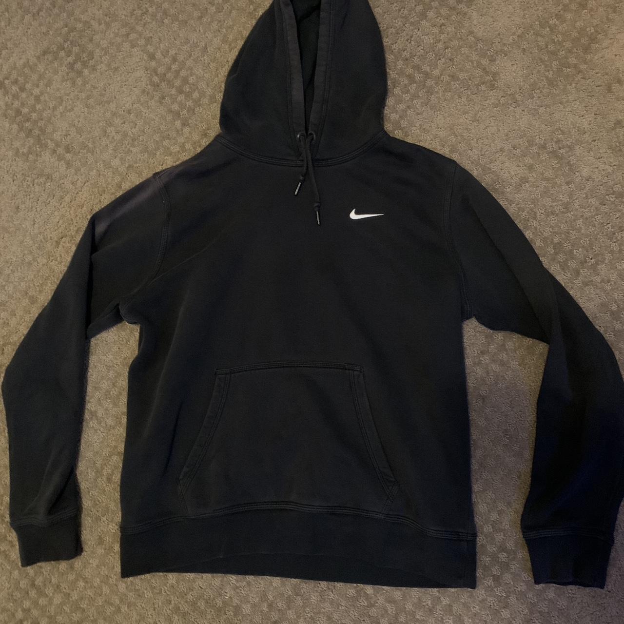 Nike Men's Black Hoodie | Depop