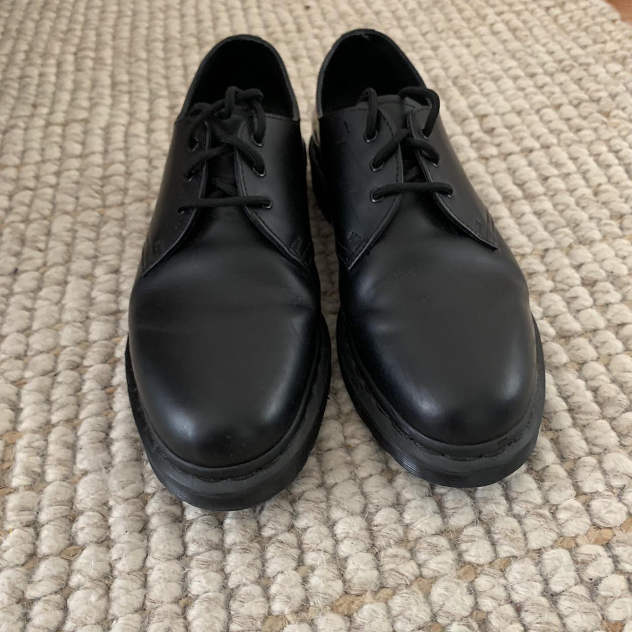 Dr Martens 1461 3-eye derby shoes Great condition.... - Depop