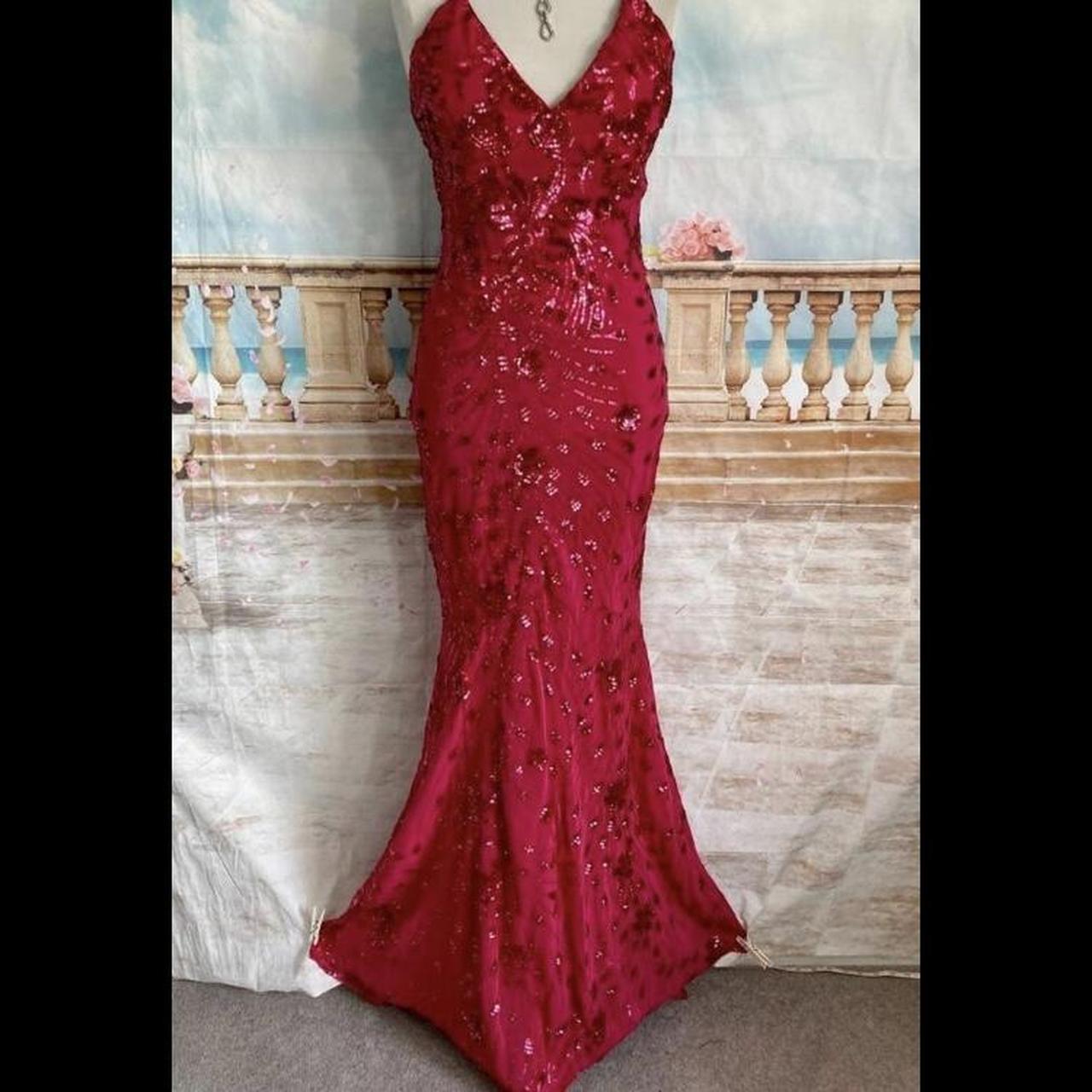 The One Red Prom Dress That Transforms Any Guest Into a Star