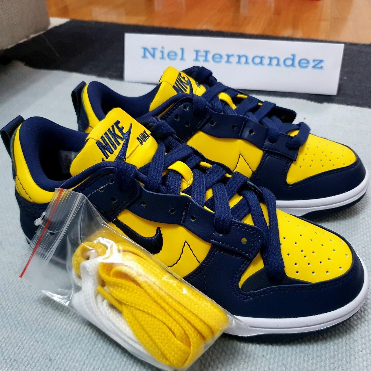 womens yellow nike trainers