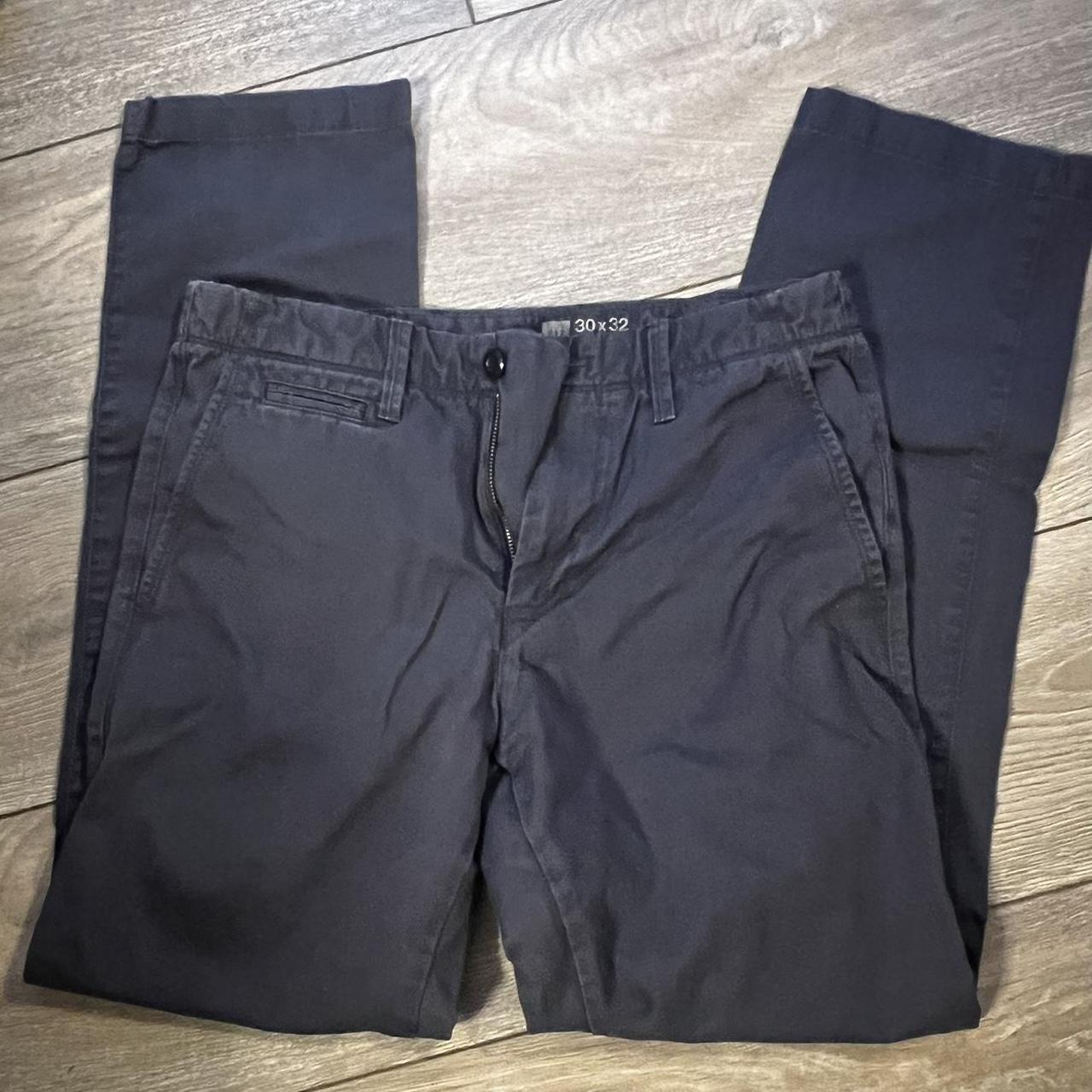 Navy blue Gap pants Size - 30x32 Not really stretchy - Depop