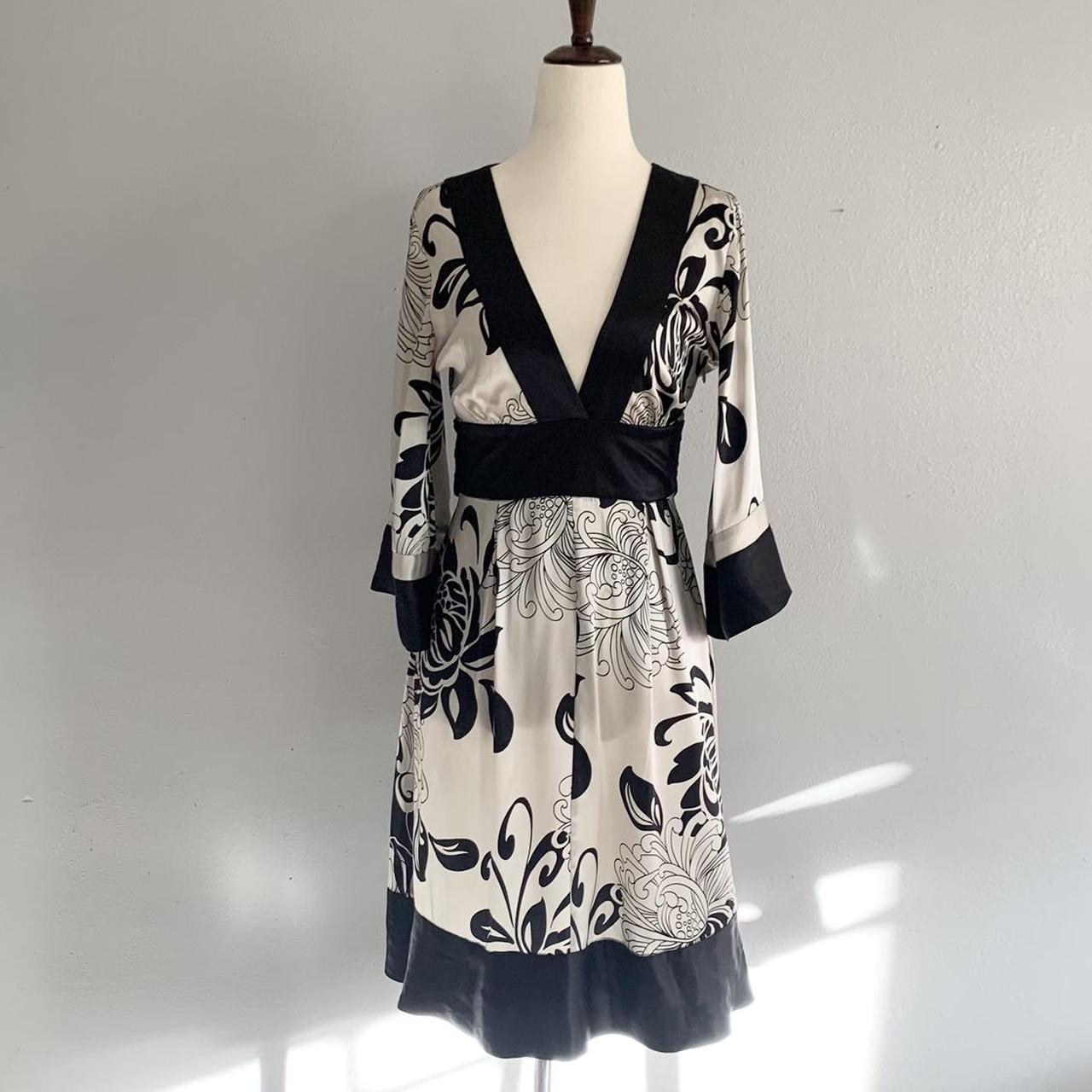 Bebe deals kimono dress