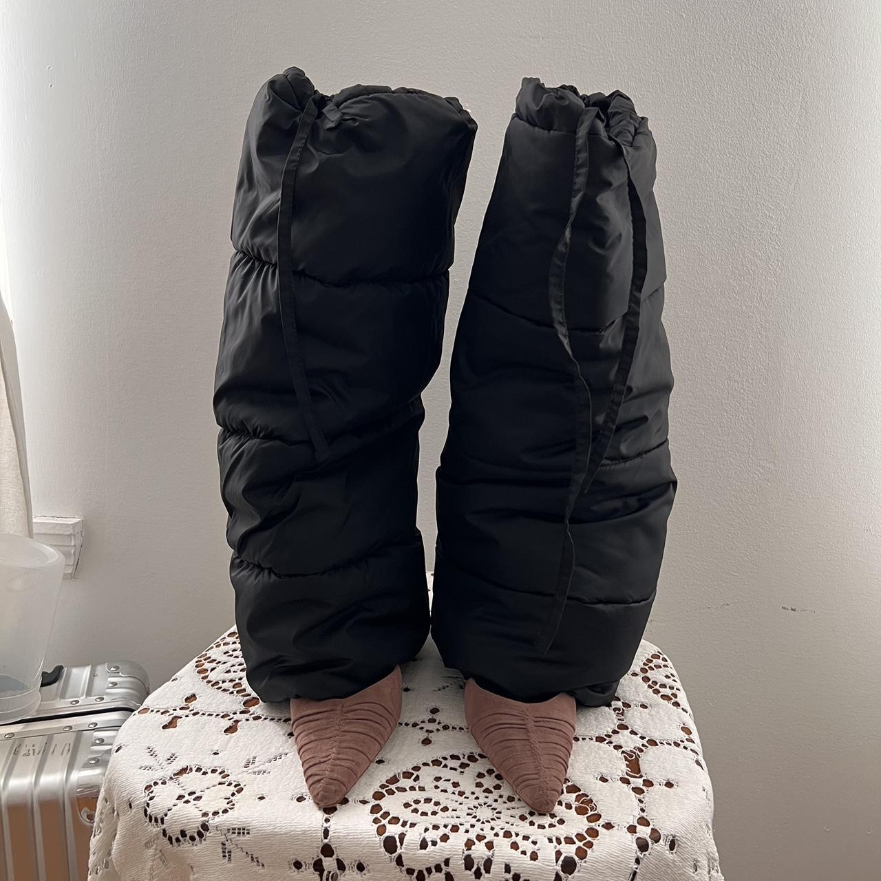 AVAVAV puffer leg warmers. Purchased from Ssense at... Depop