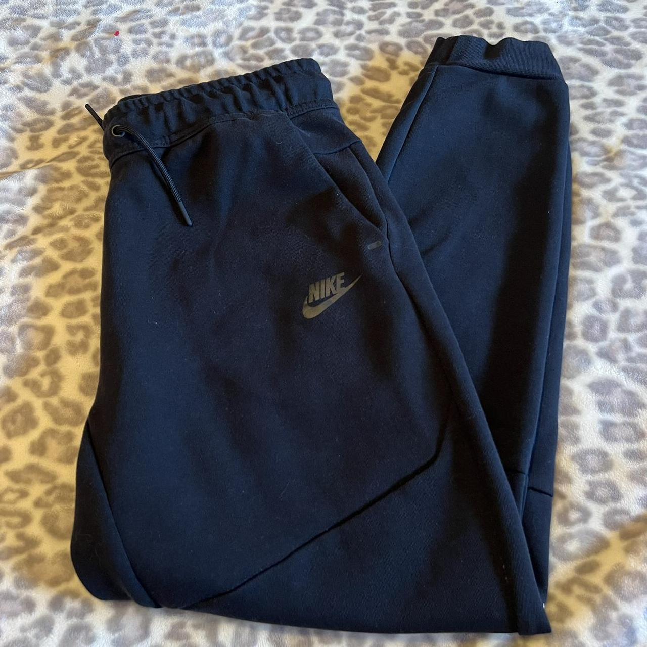 Nike Women's Trousers | Depop