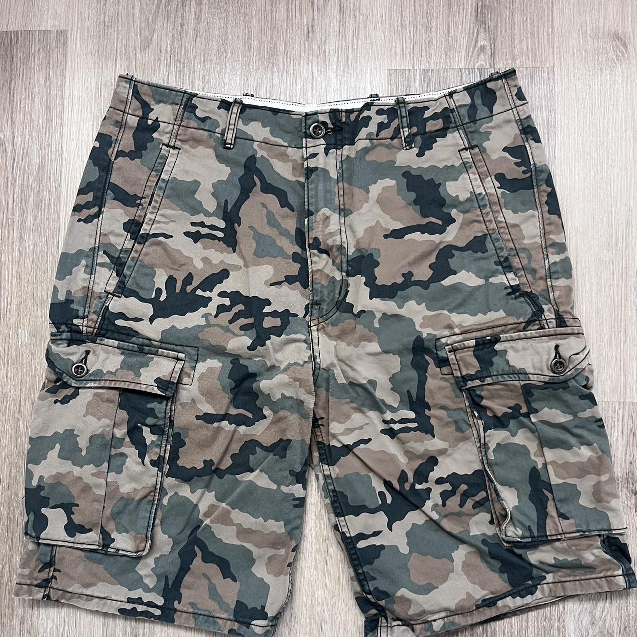 Camo levi clearance shorts