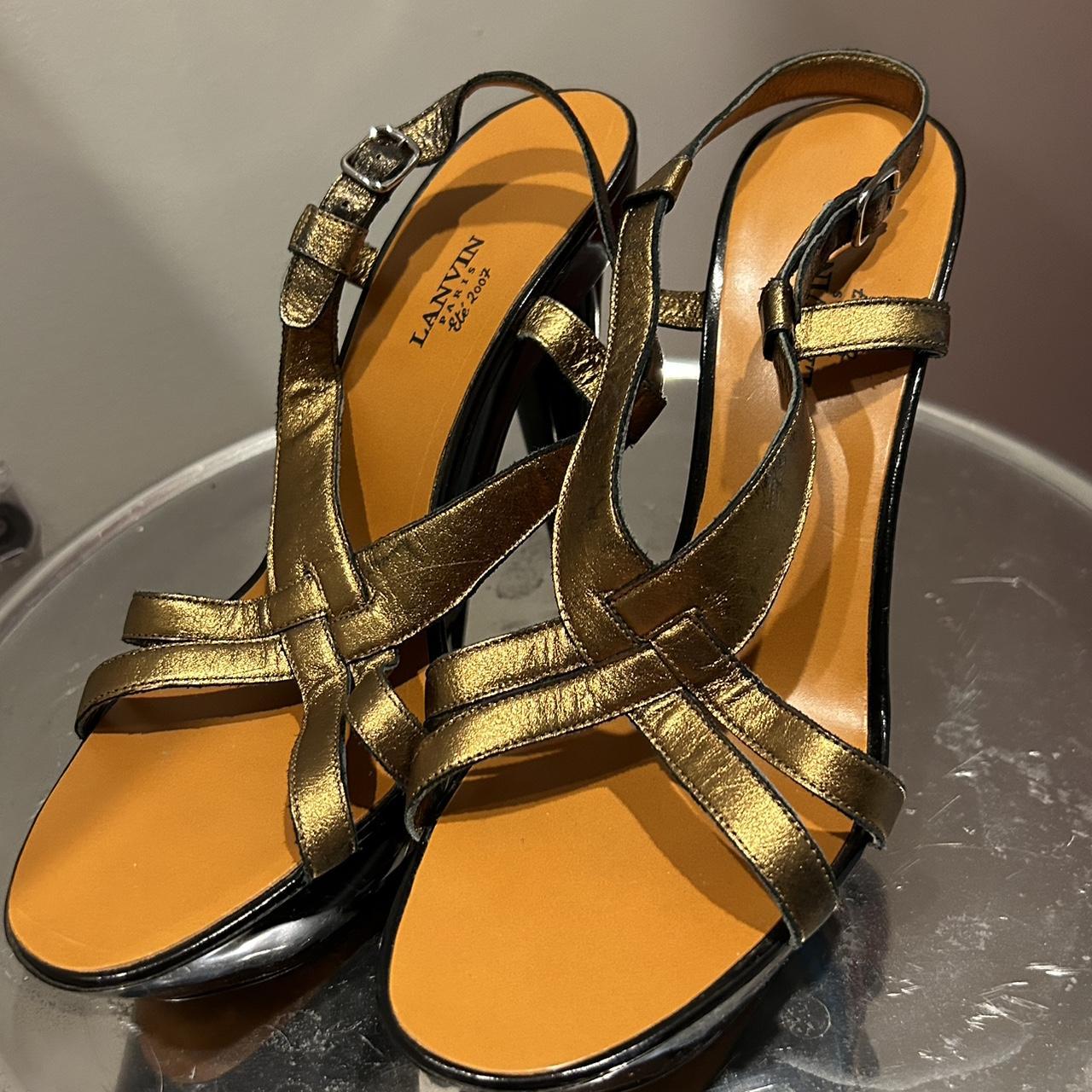 item listed by jenna_isabel