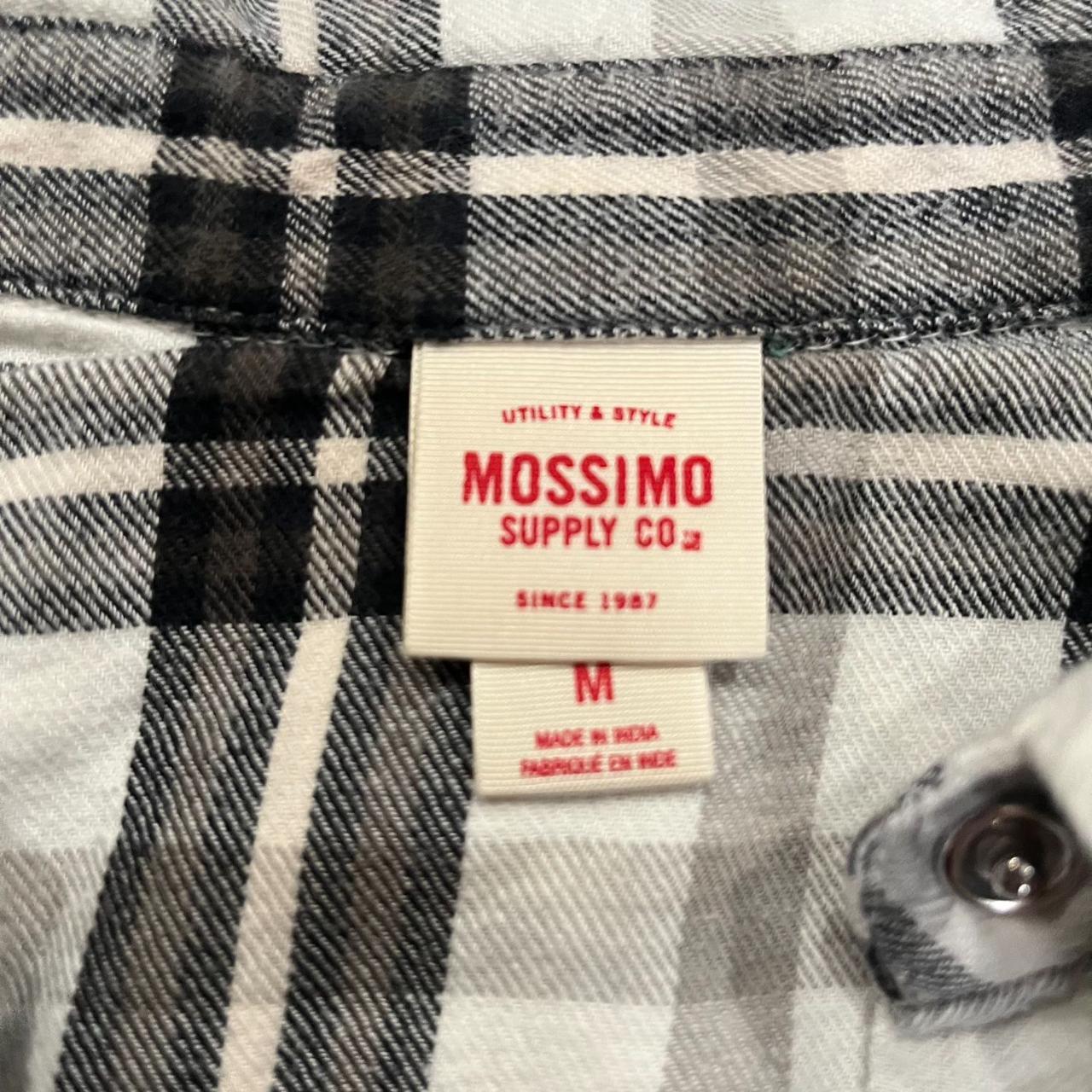 Brand: Mossimo Size: M - Depop