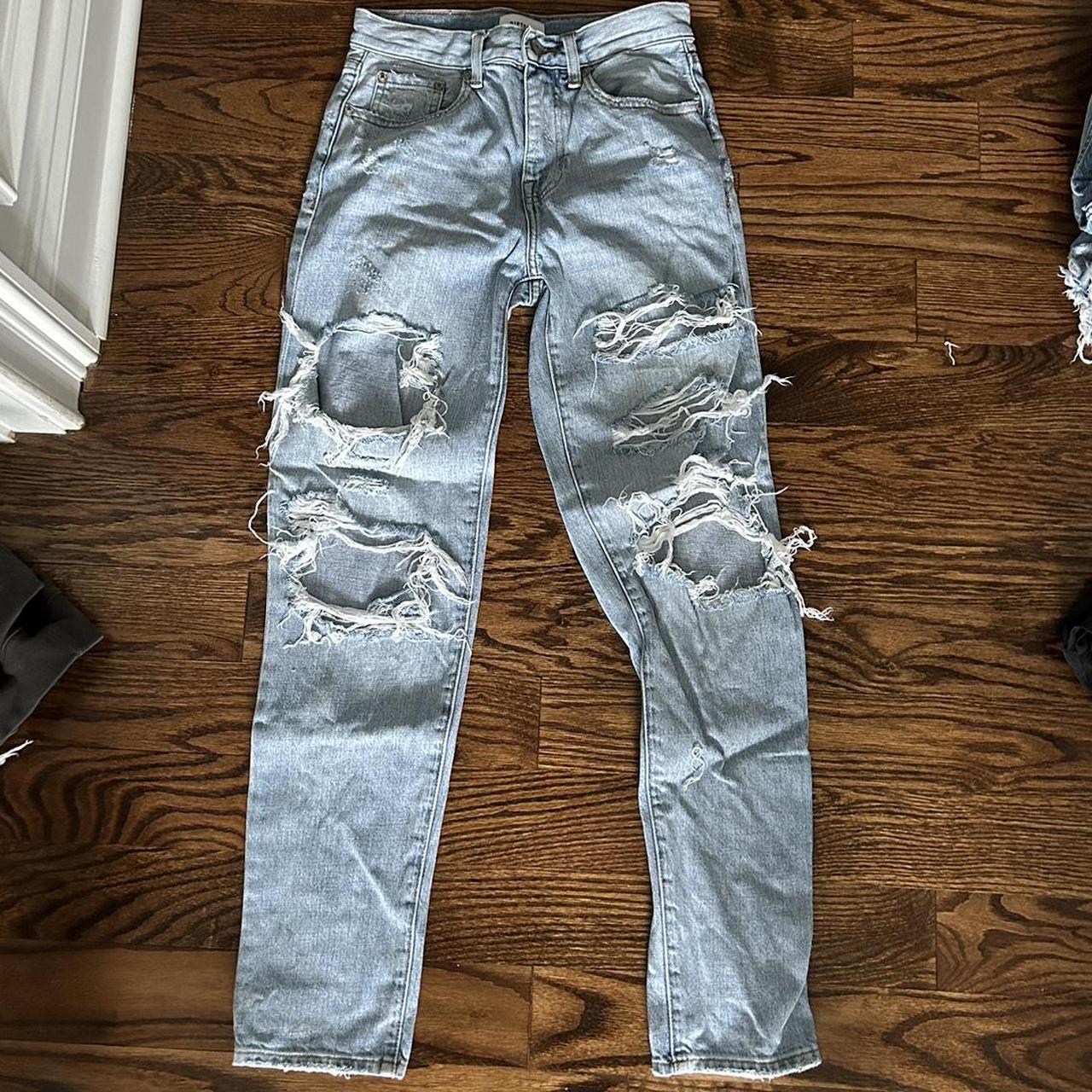 item listed by emmakortmansky