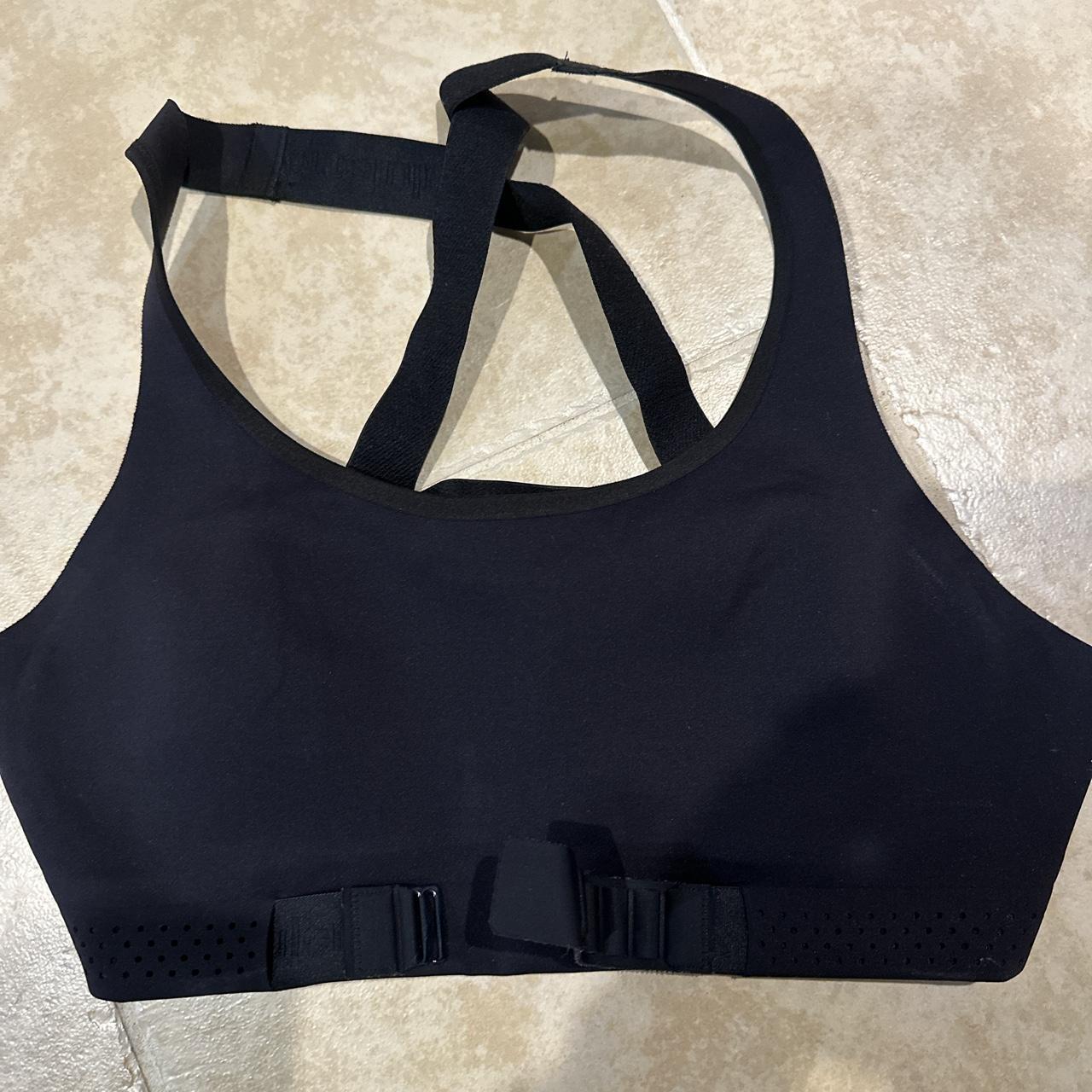 Lululemon Petite Young Girl 12/13 - Depop