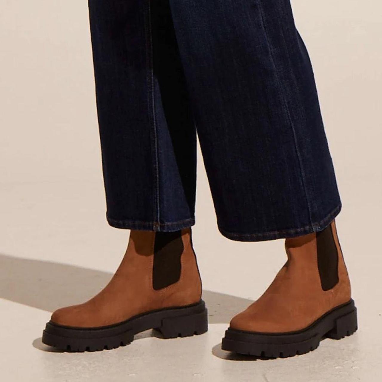 Zoe Kratzmann “Derive” boot in Tan Nubuck Zoe... Depop