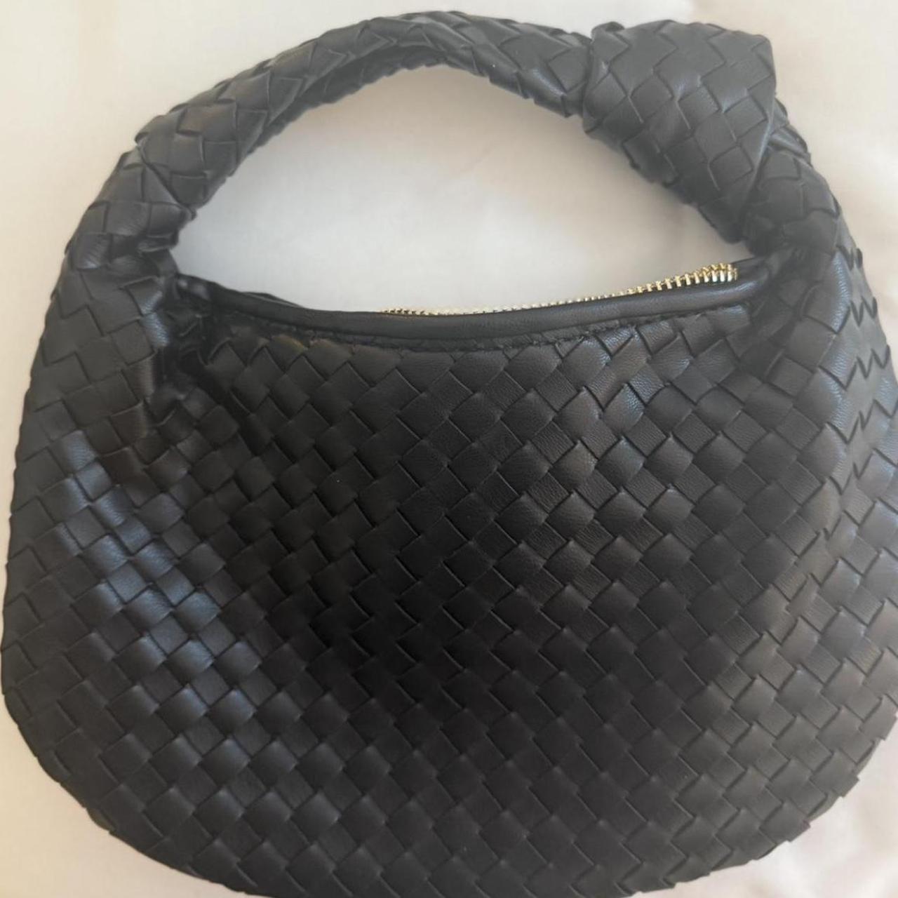 item listed by frommetoyounow