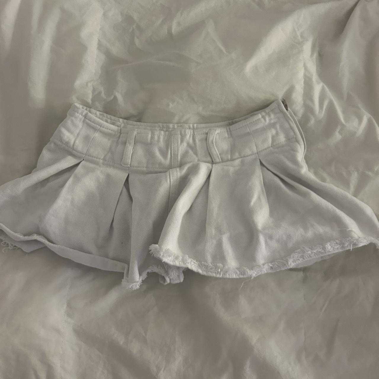 Edikted Women's Skirt - White - S – edikted white… - image 1