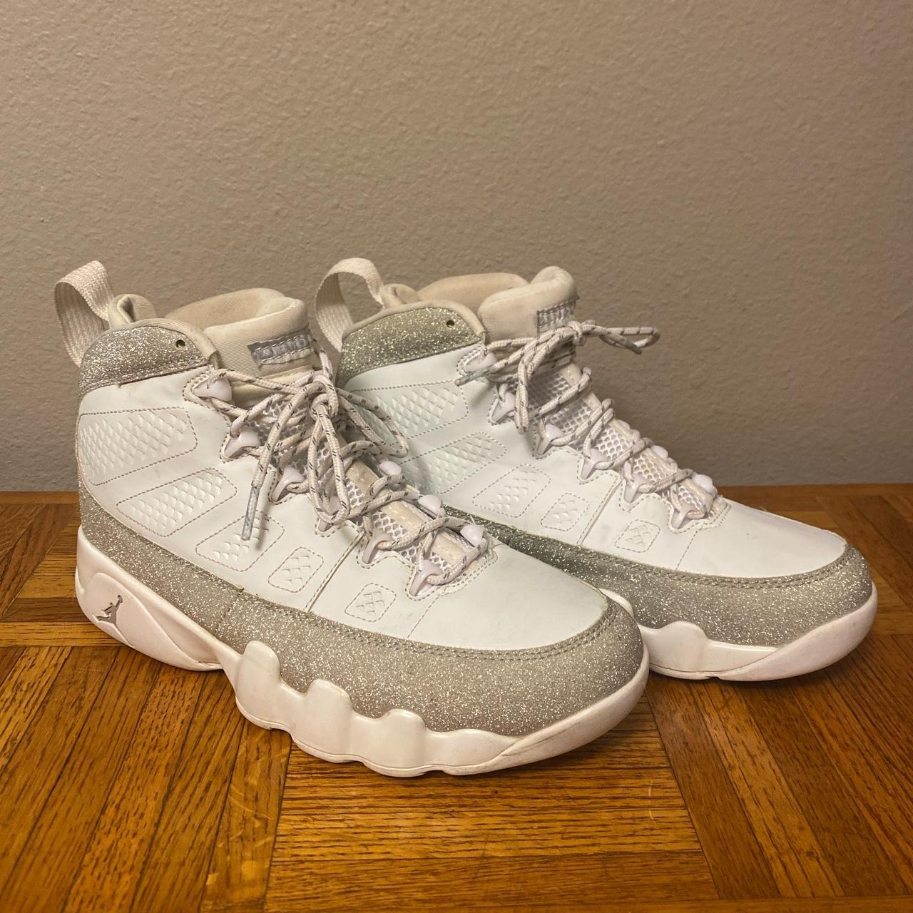 Air Jordan 11 Retro ‘Vast Grey’, Gently used