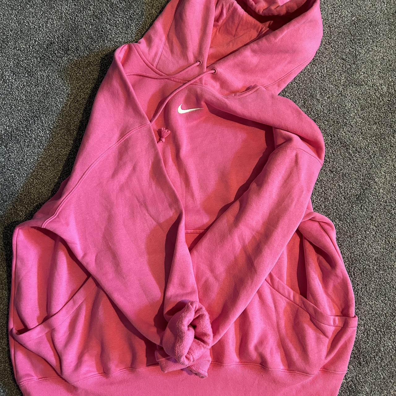 Woman’s pink Nike hoodie! Super cute I just never... - Depop