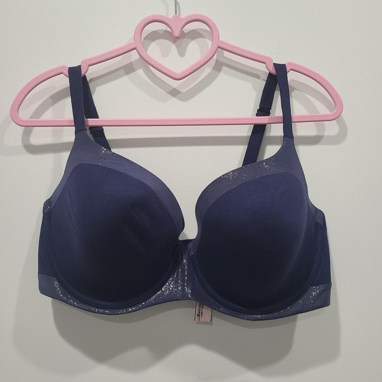 Navy blue Victoria's Secret bra in size 36DDD. Very - Depop