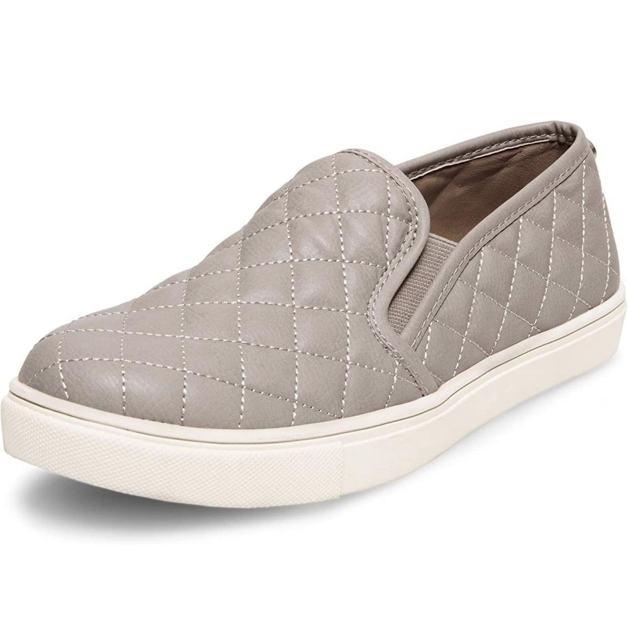 Steve madden slip 2025 ons white