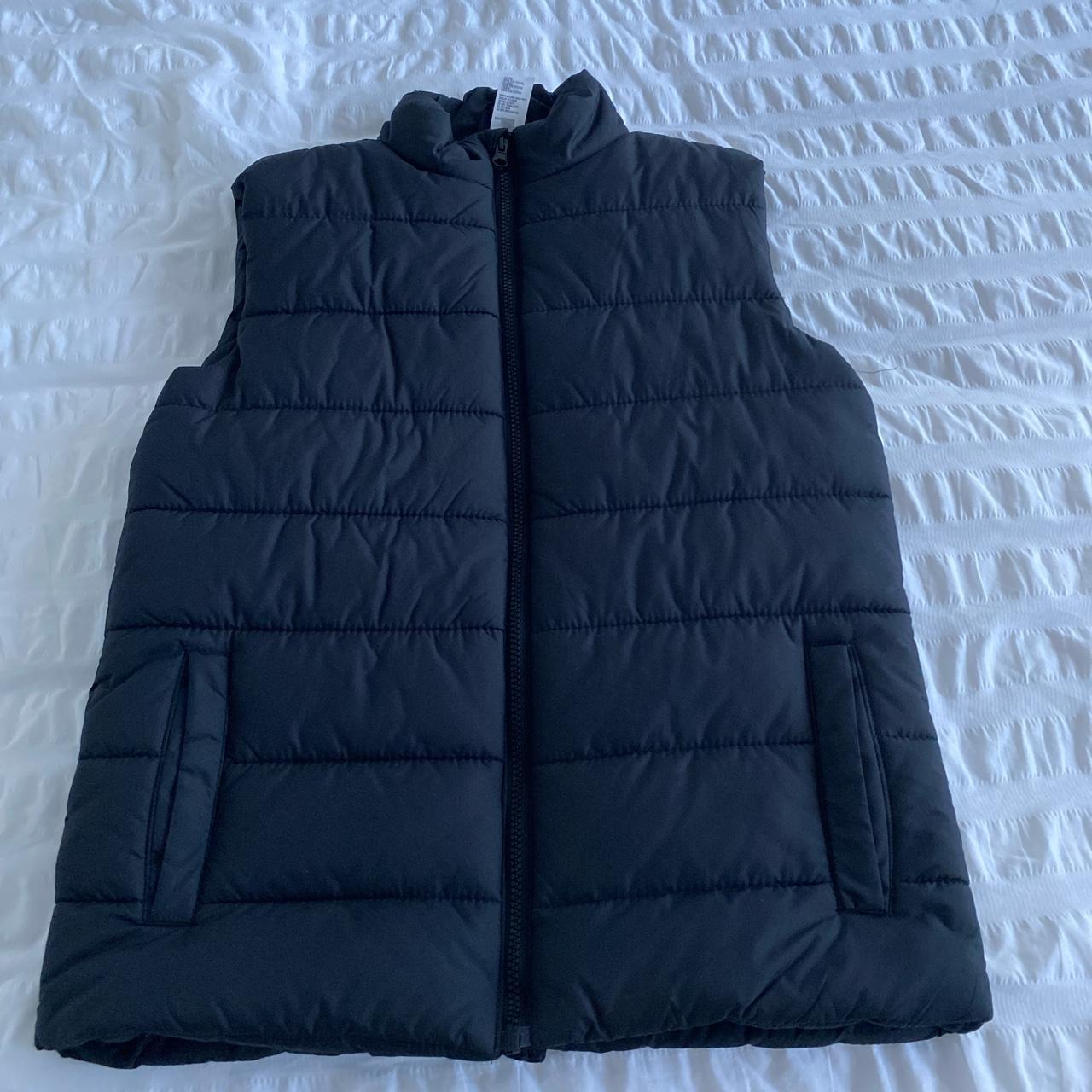black Kmart puffer jacket vest Size 14 in kids could... - Depop