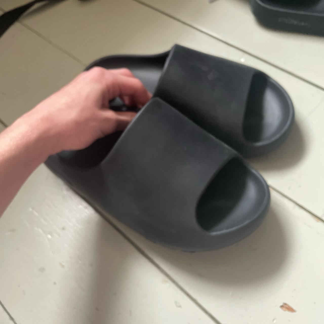 yeezys slides black
