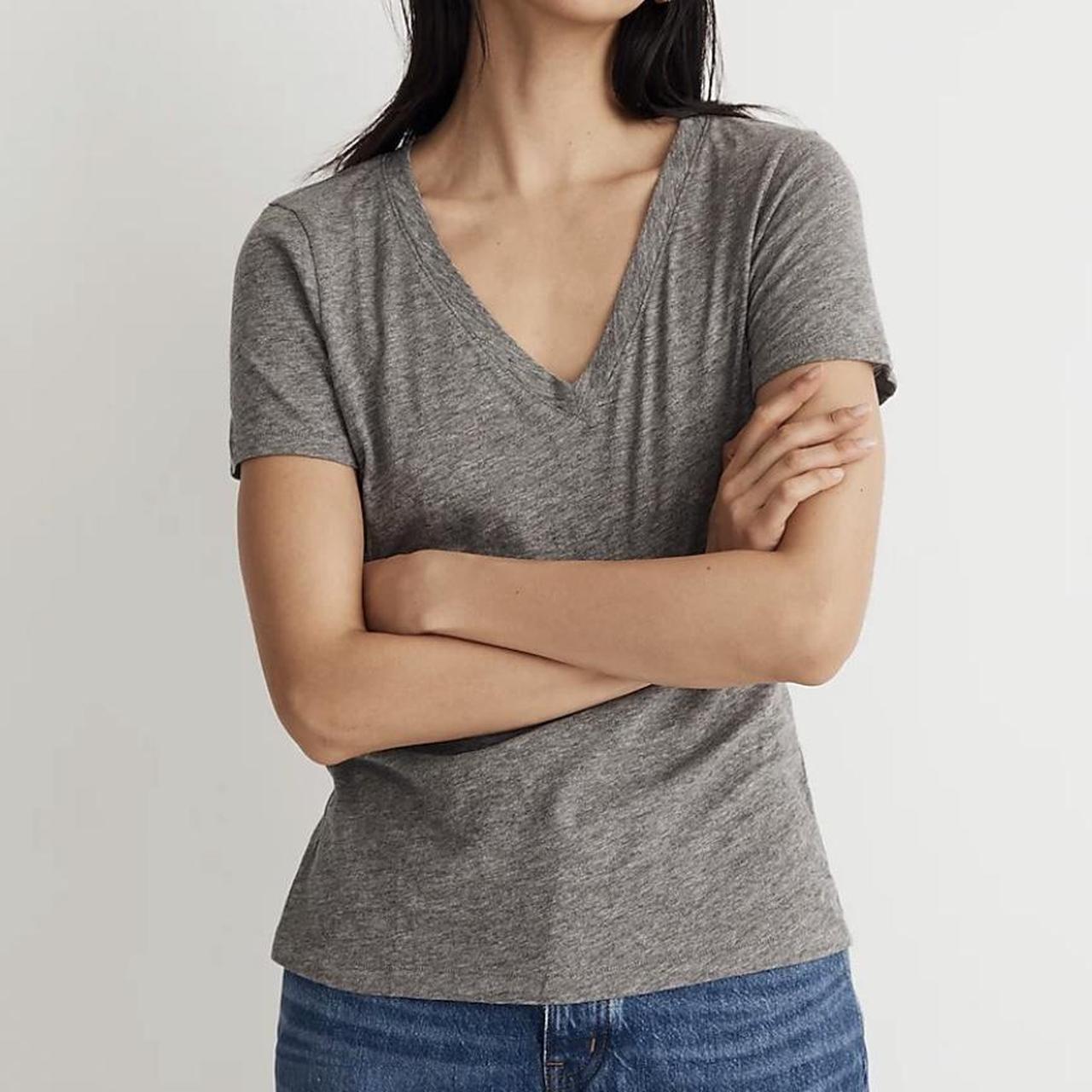 Theory relaxed clearance v neck pullover