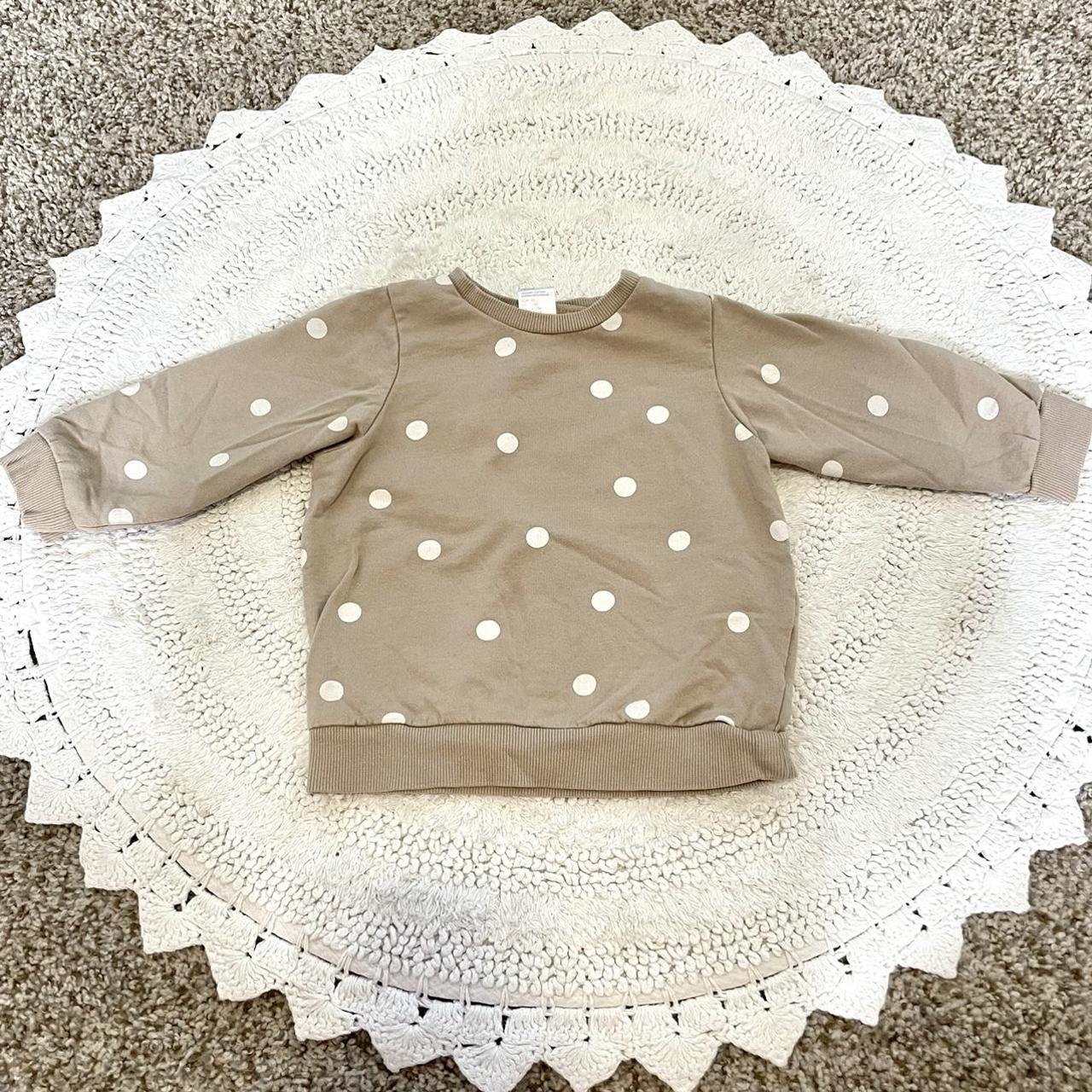 H&M Cream Sweatshirt Depop