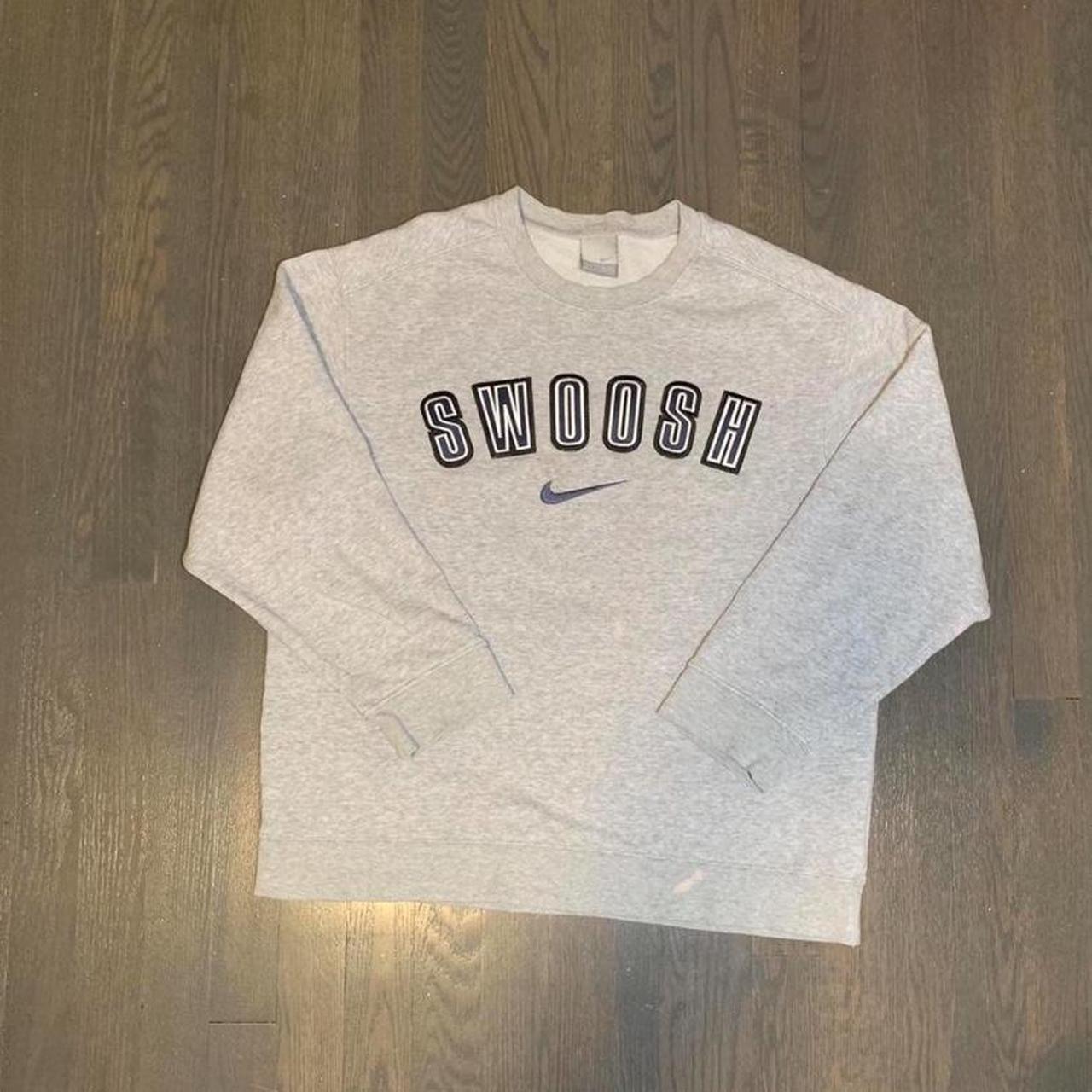 nike sweatshirt middle logo