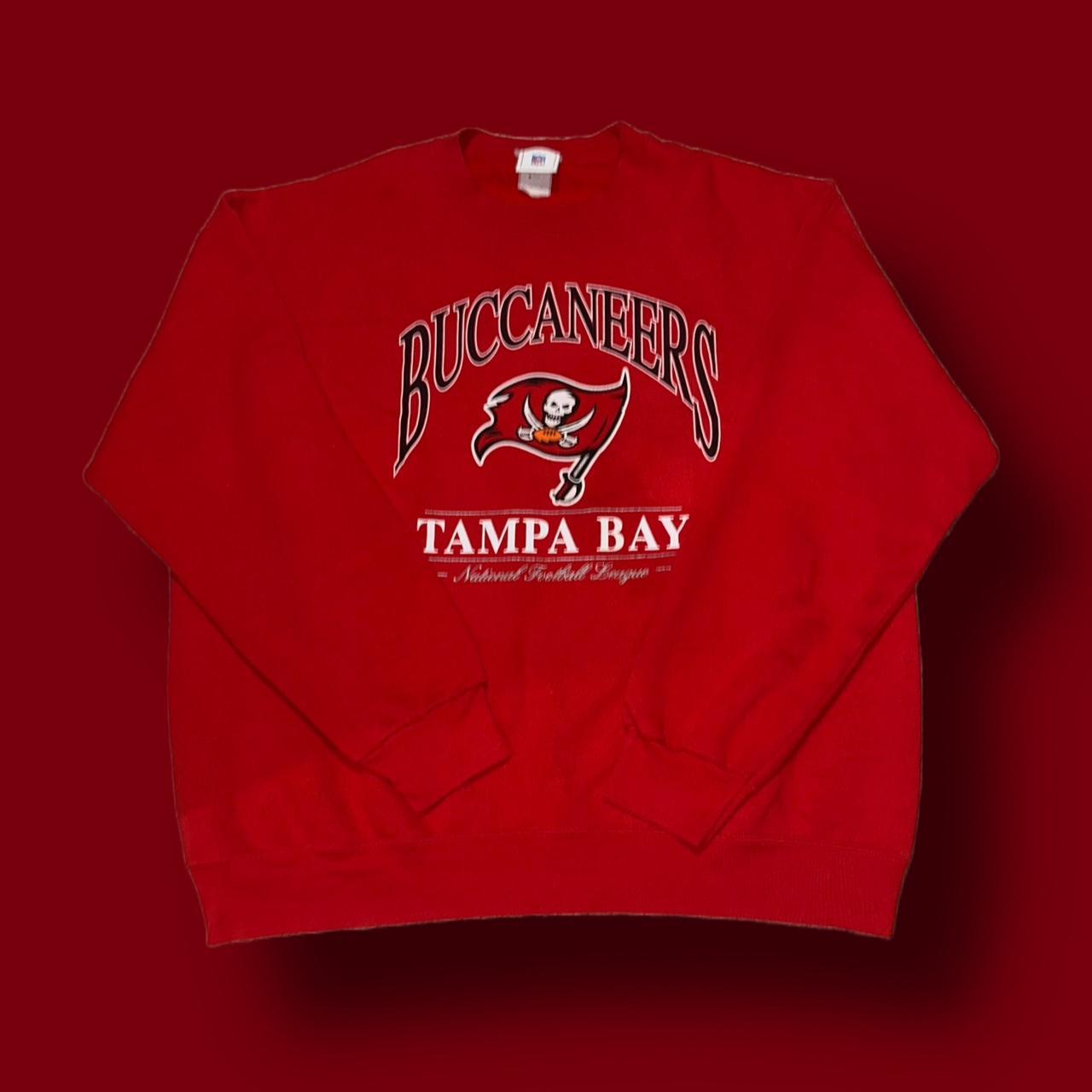 Buccaneers crewneck discount