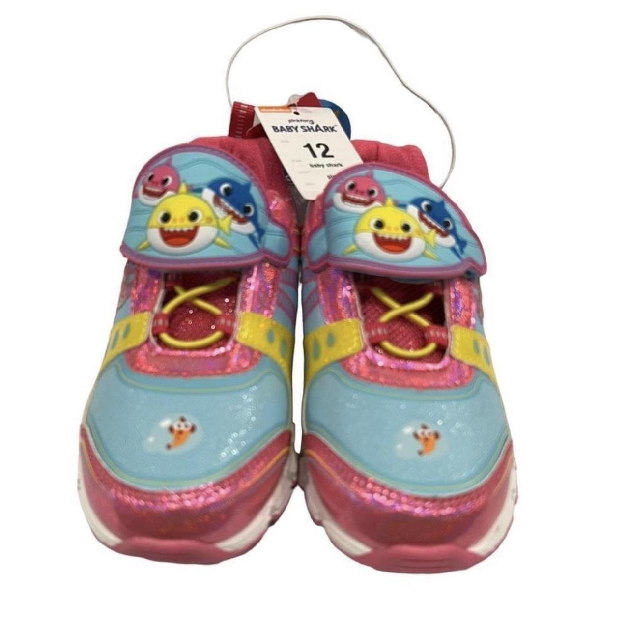 Girls sales shark shoes