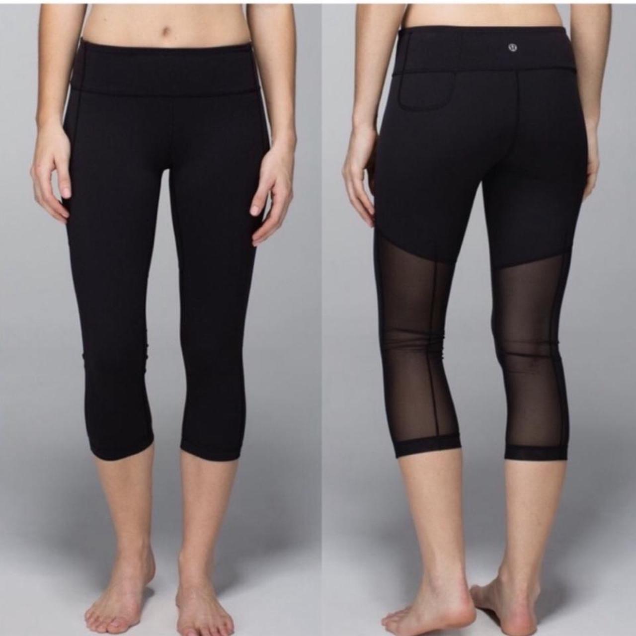 Lululemon Leggings! •Mid-rise and cropped to mid - Depop