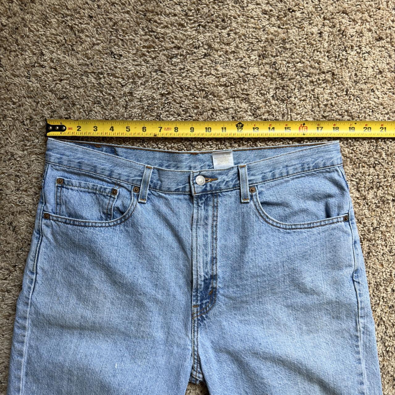 y2k levi’s jorts • fits a 36, 6ft for reference •... - Depop