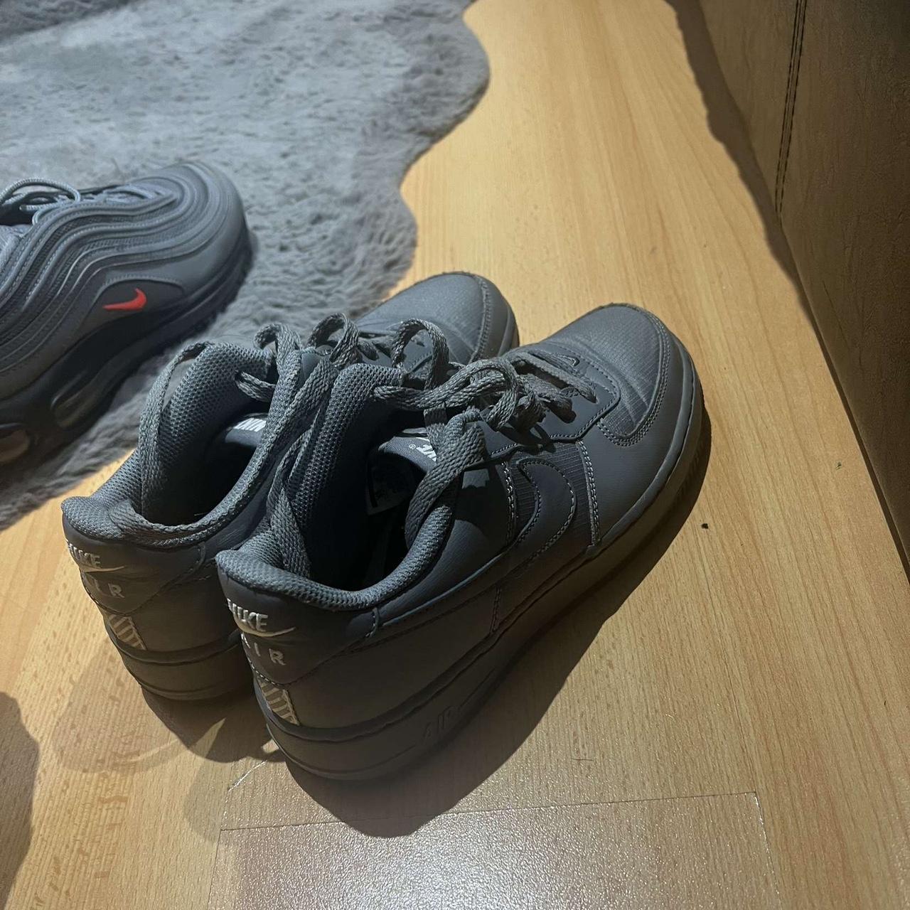 nike air force size 5.5 junior