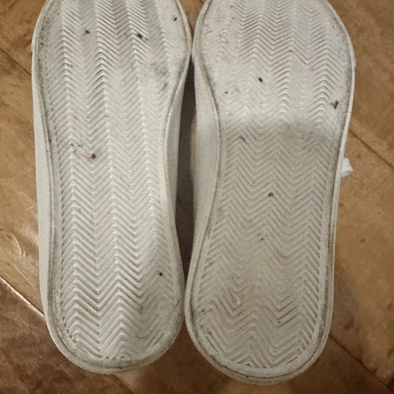 WHITE HOLLISTER SHOES worn once just too small for