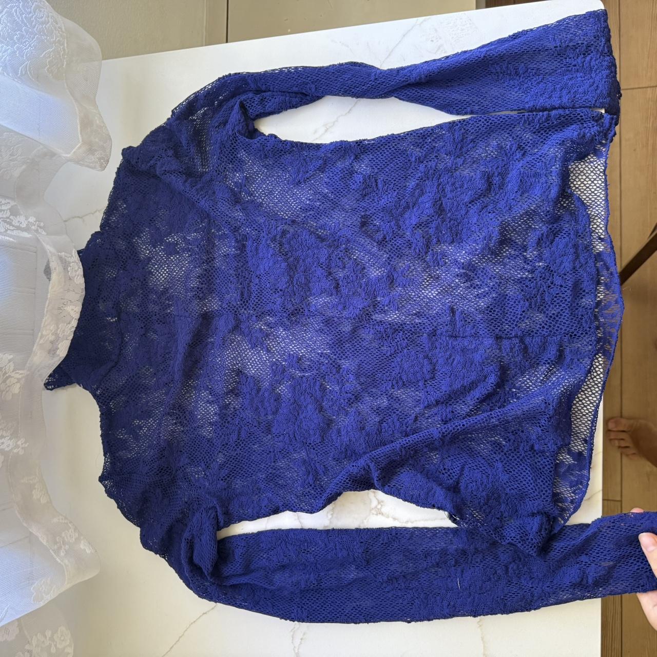 item listed by bridgetteswardrobe