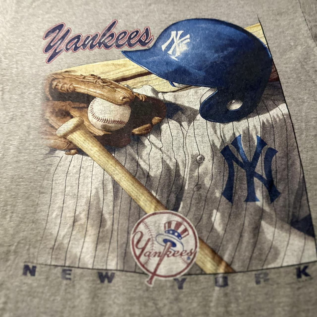 VINTAGE MLB NEW YORK YANKEES 1990S SWEATSHIRT SIZE LARGE