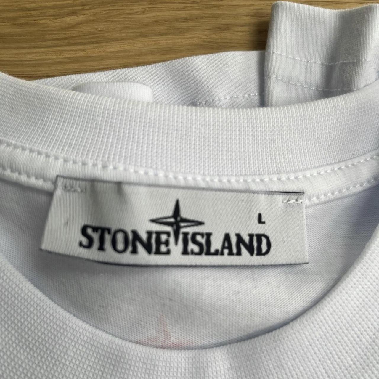 Stone island t-shirt - Depop