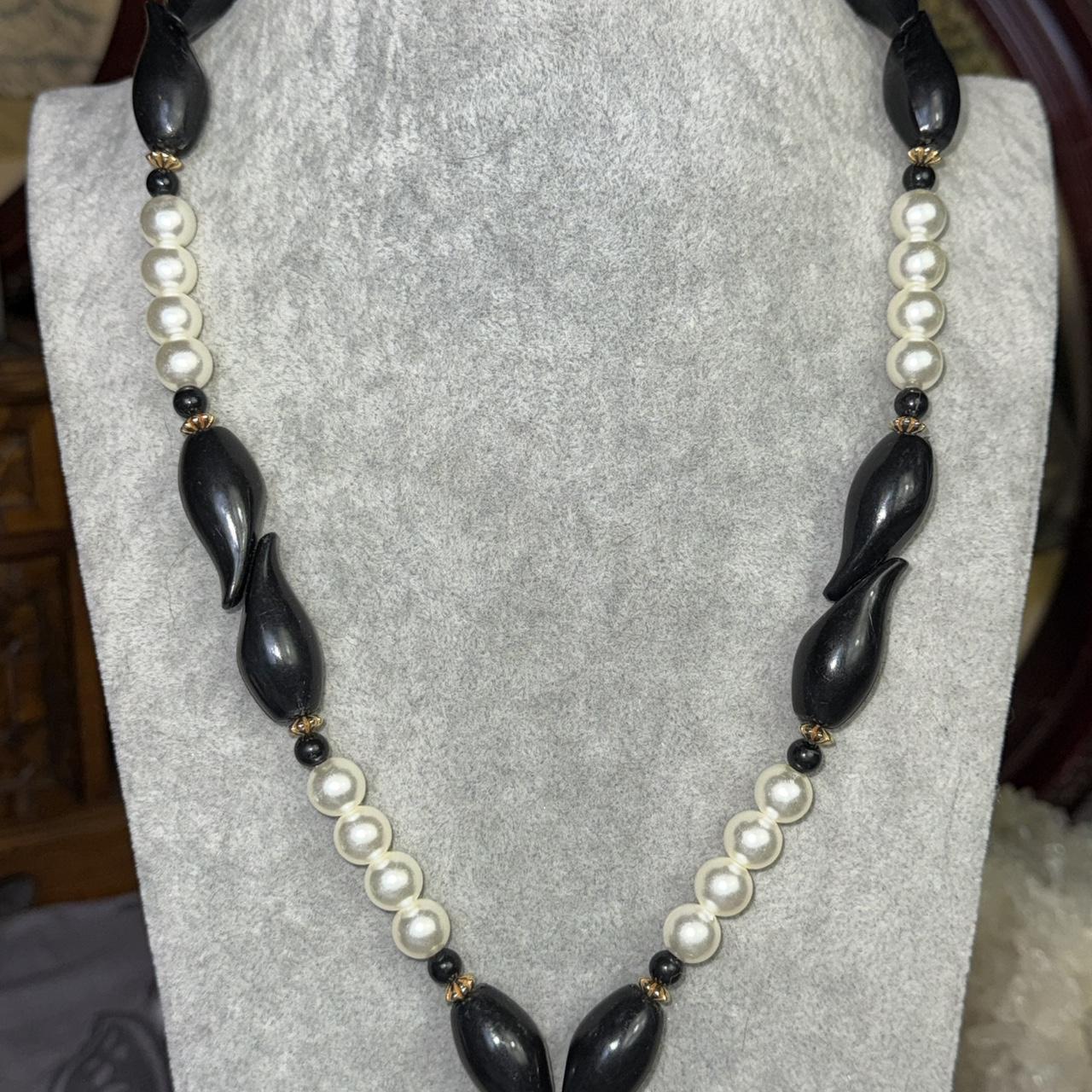 item listed by sek_resells