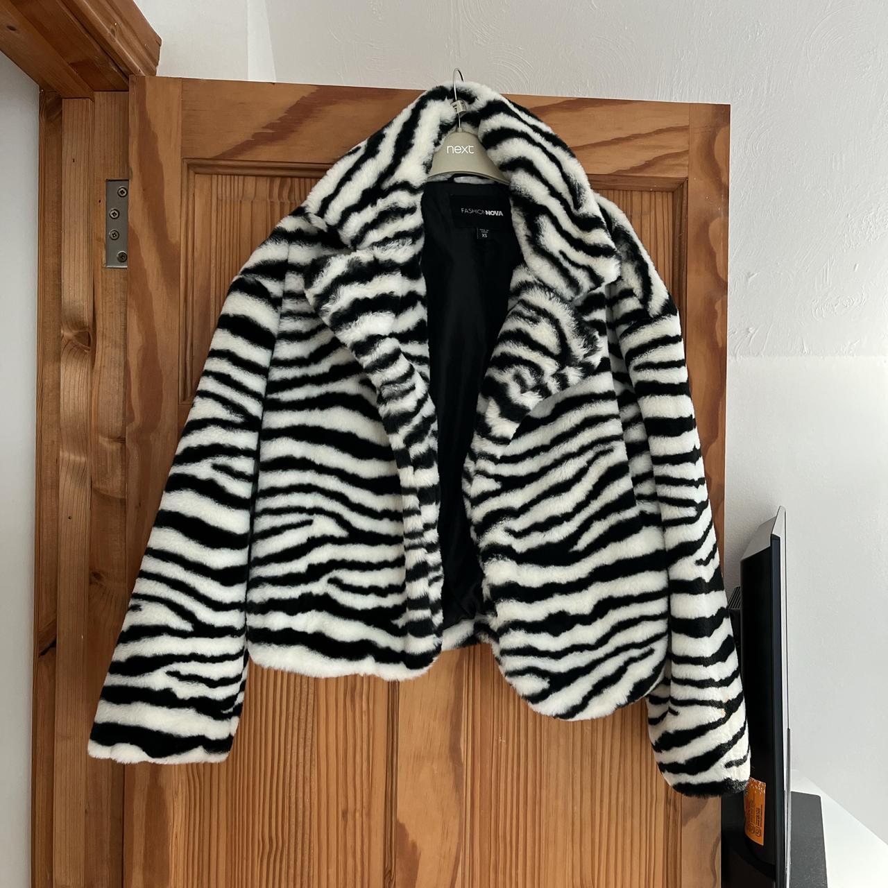 item listed by heyy_im_aimee