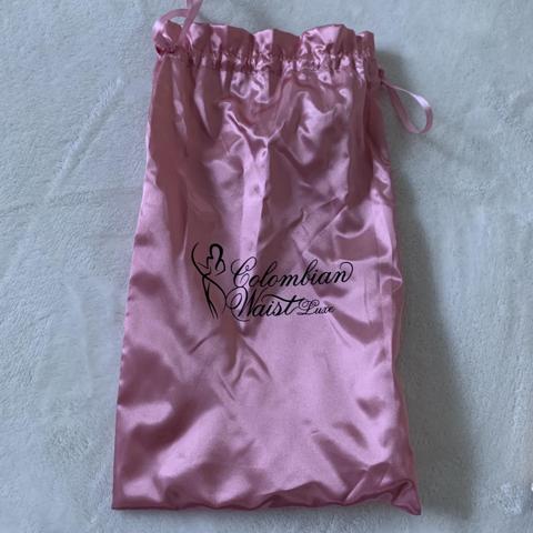 COLOMBIAN WAIST TRAINER 🌸 size: small 🌸 no flaws or - Depop