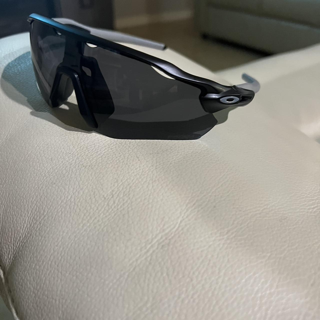 item listed by brenvren
