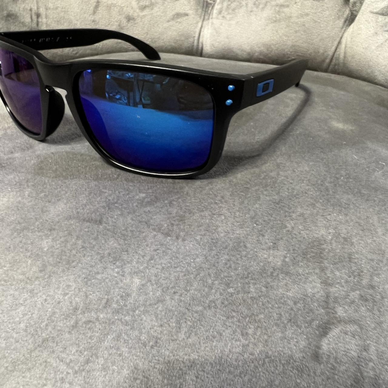 item listed by brenvren