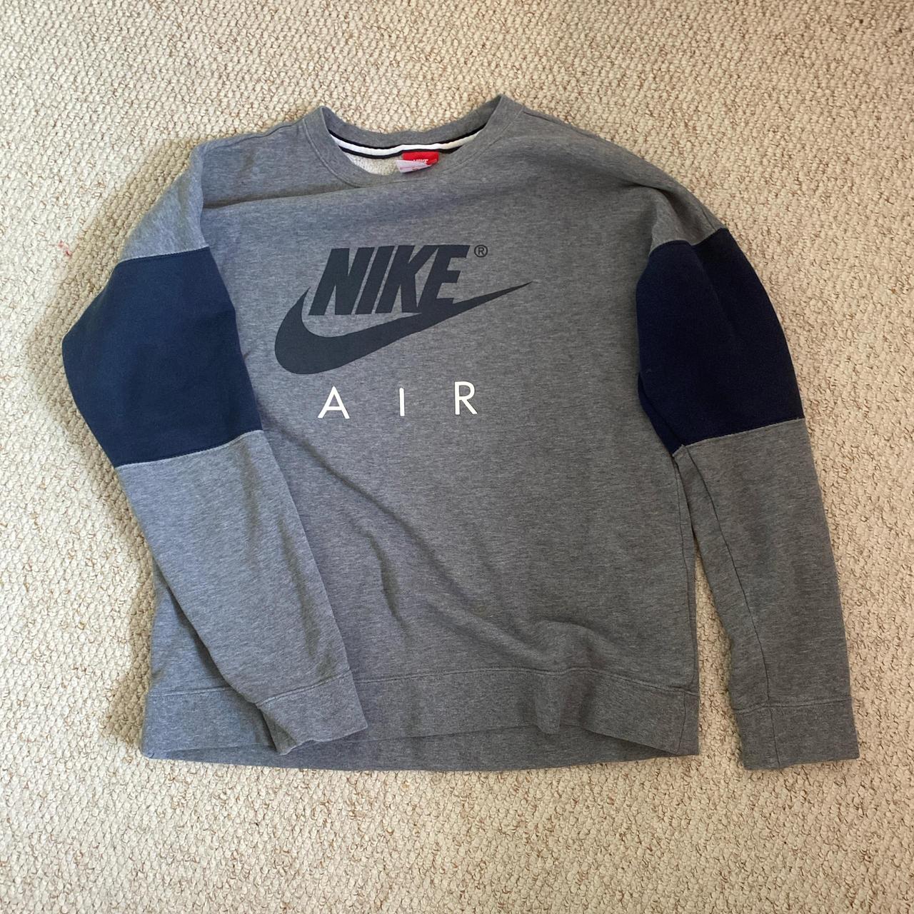 Sick vintage Nike jumper Perfect condition Depop