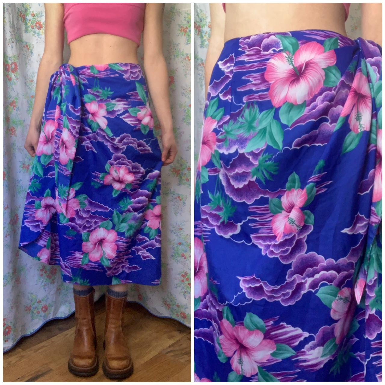 Vintage 60s 70s Hilo Hattie Hawaiian Wrap... - Depop