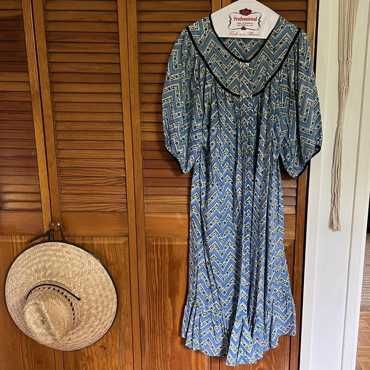 Batsheva Women's Blue and White Dress Depop