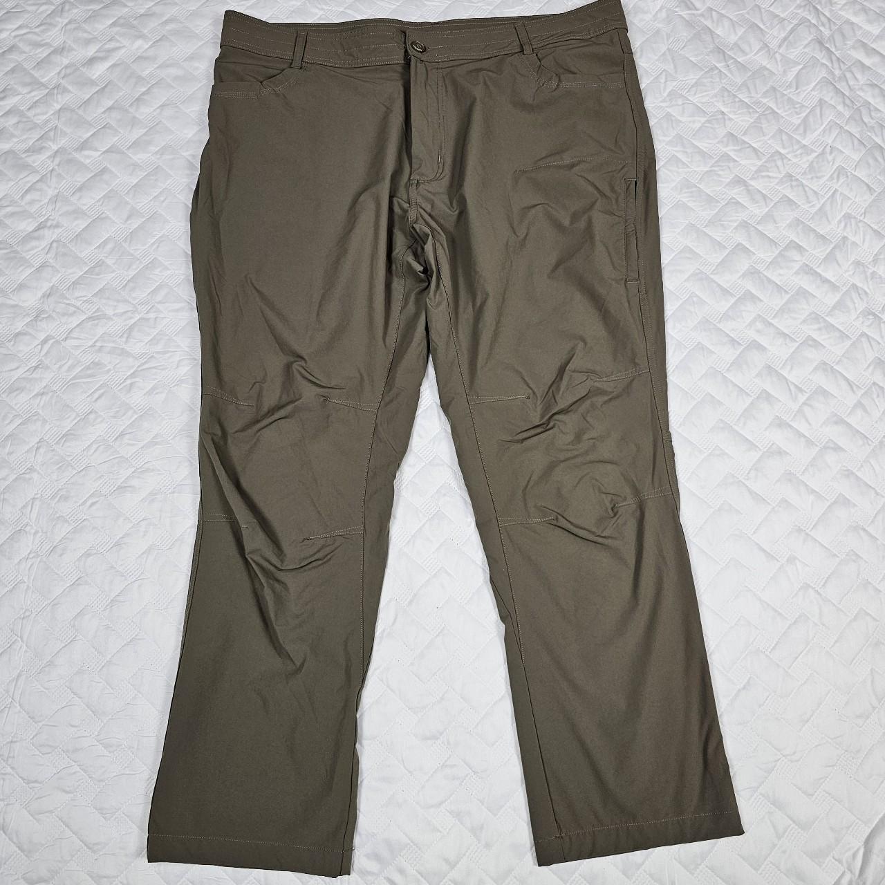 Swiss Tech Men s Performance Pants 42 30 Preowned. Depop