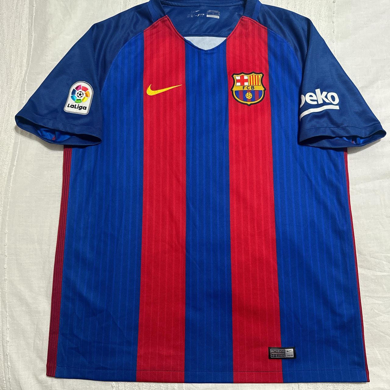 item listed by backinthedayz_graphicking