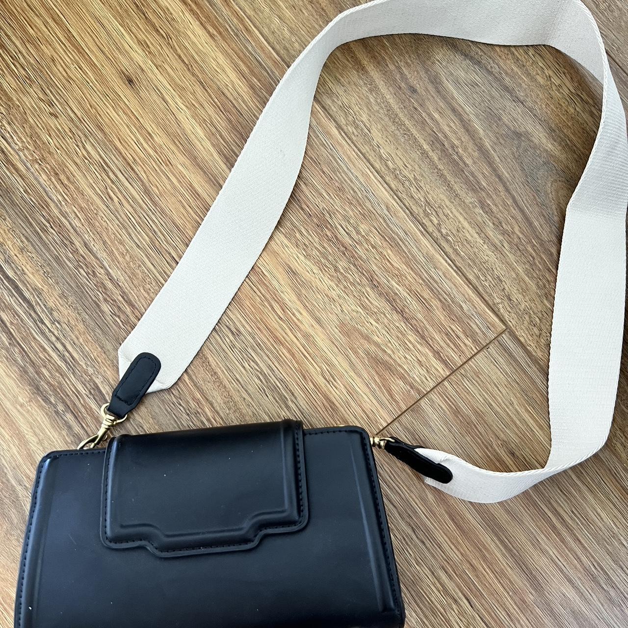 Zara cross body bag Detachable strap Never worn,... - Depop