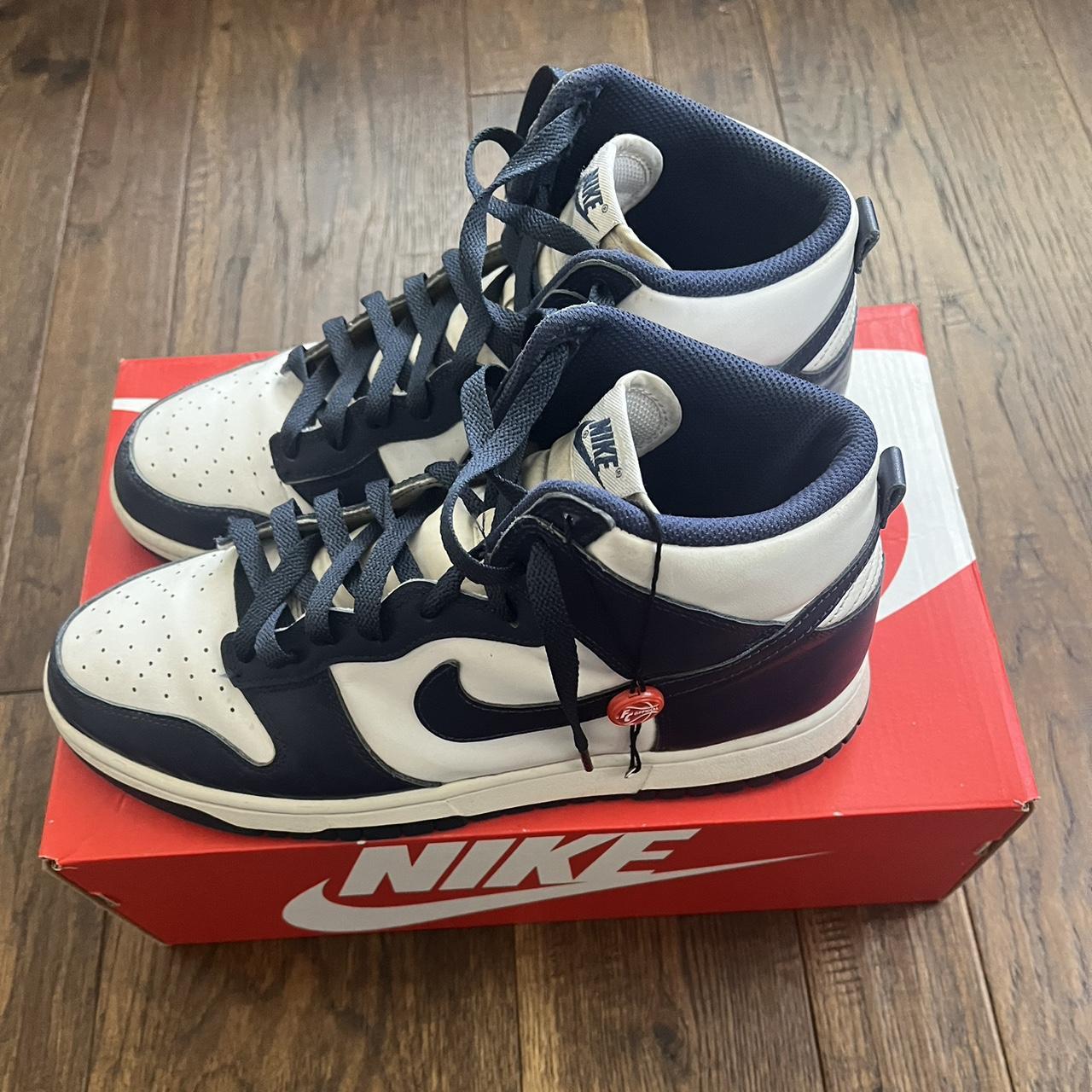 dunk midnight blue